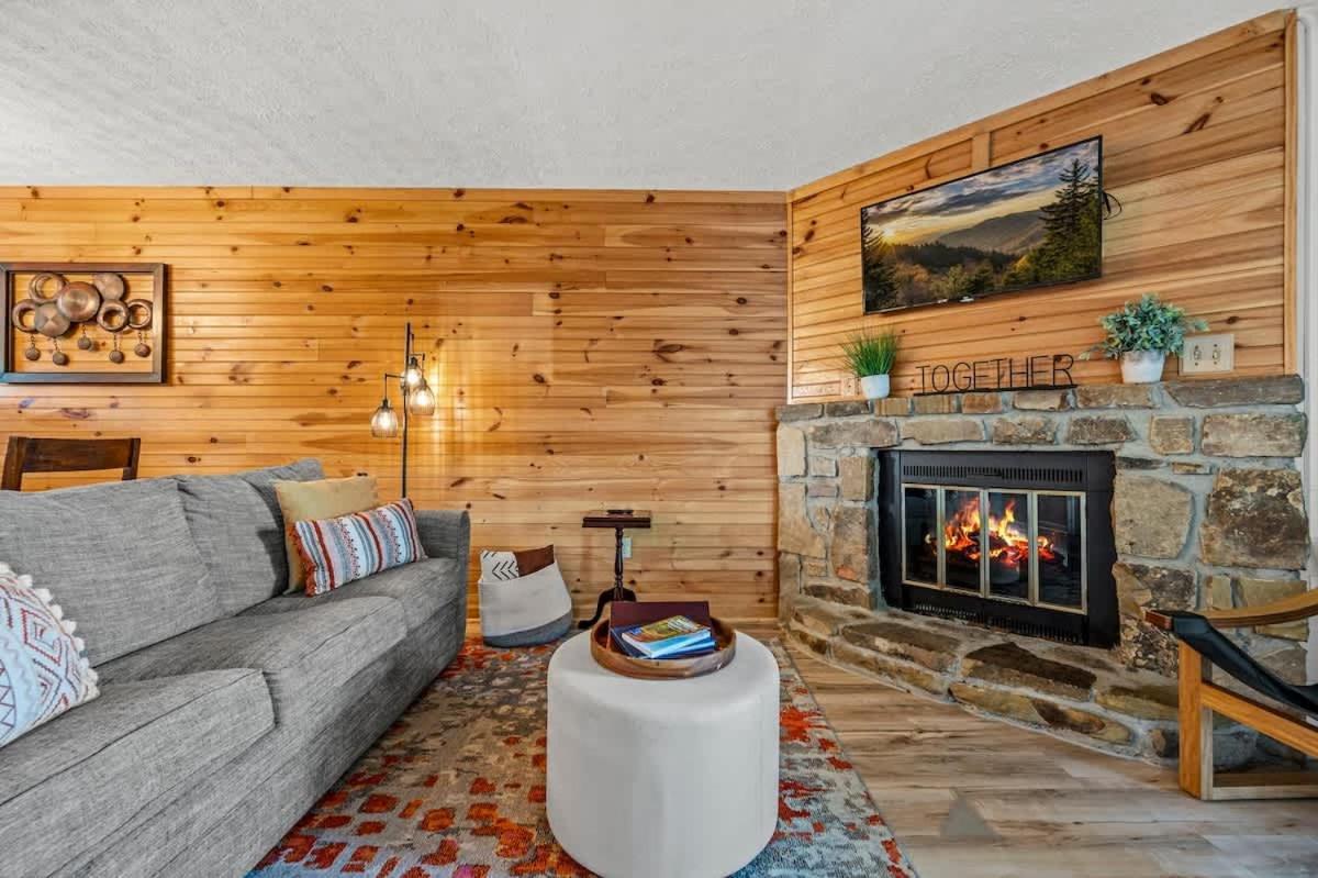 Misty Mountain Getaway Villa Gatlinburg Exterior foto